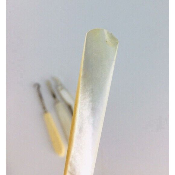 Antique 20s Mother of Pearl Bakelite Celluloid Manicure Set In Leather Case - Picture 5 of 9